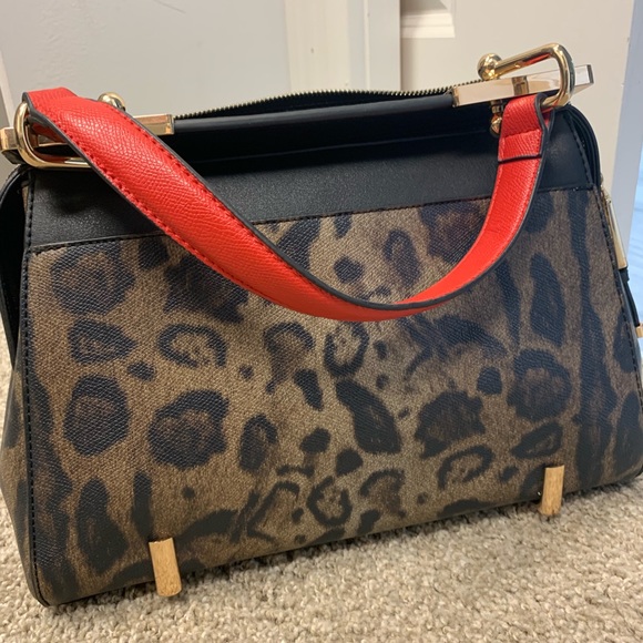 Designer bags - Picture 4 of 8